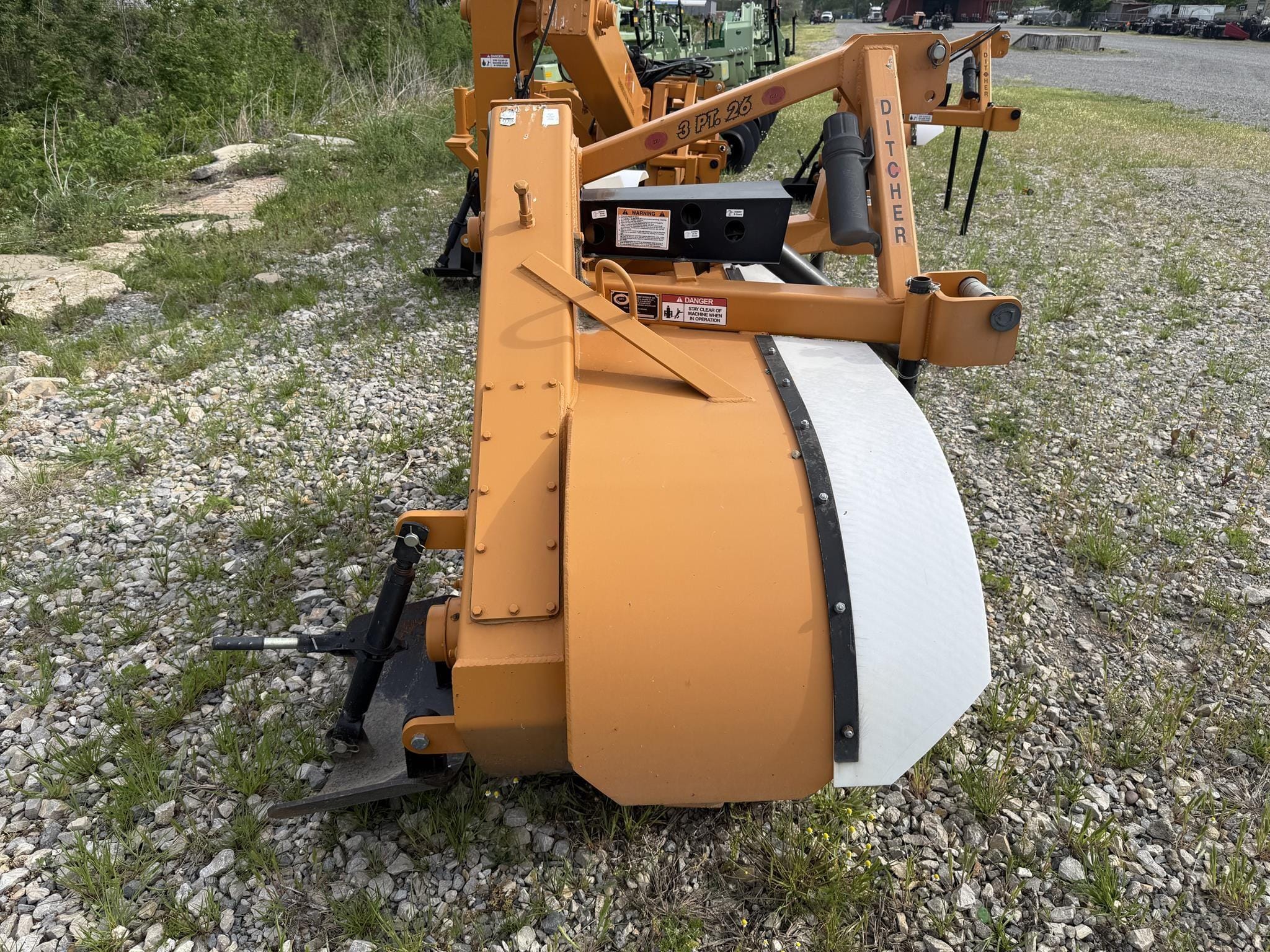 2020 Hurricane 3PT26 Equipment Image0