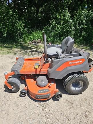 Image of Husqvarna Z254F equipment image 4