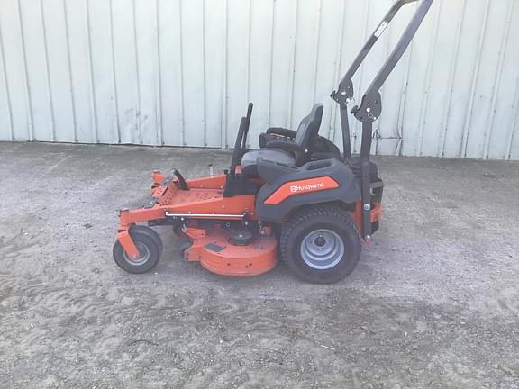 Image of Husqvarna Z454 equipment image 1