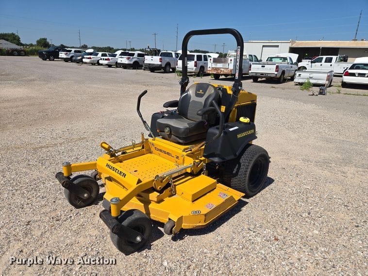 2020 Hustler Diesel Z Equipment Image0