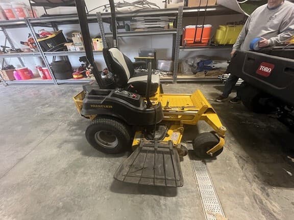 Image of Hustler FasTrak equipment image 1