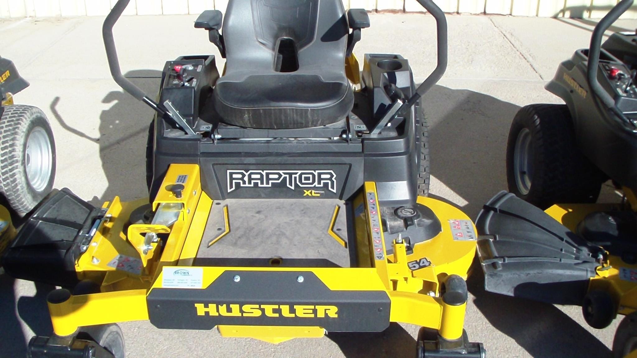 2020 Hustler Raptor XL Equipment Image0