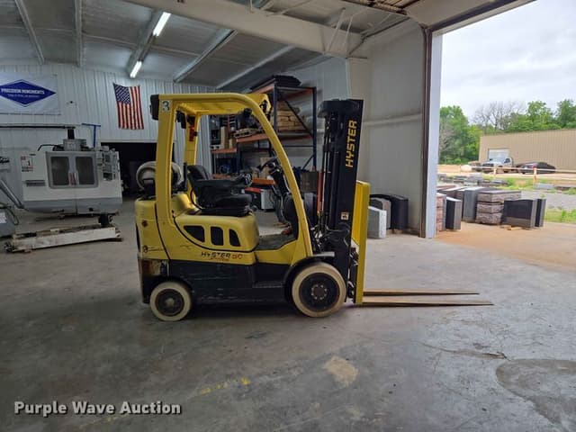 Image of Hyster S50FT equipment image 3