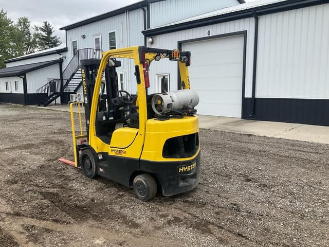 Image of Hyster S50FT equipment image 4