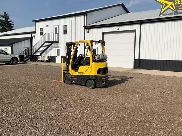 Image of Hyster S50FT equipment image 4