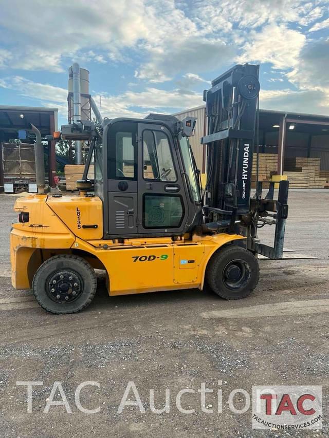 Image of Hyundai 70D-9 equipment image 2