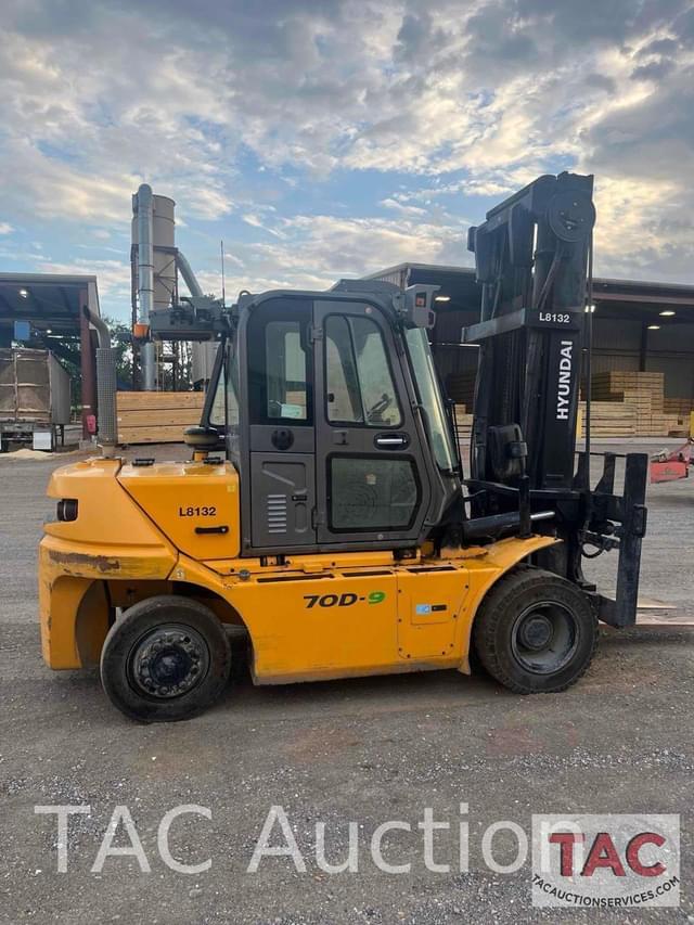 Image of Hyundai 70D-9 equipment image 2