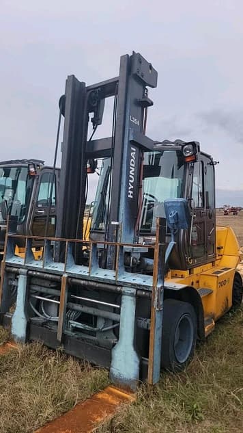 Main image Hyundai 70D-9