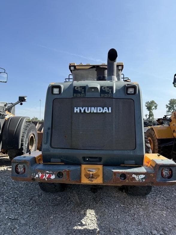 Image of Hyundai HL940 equipment image 2