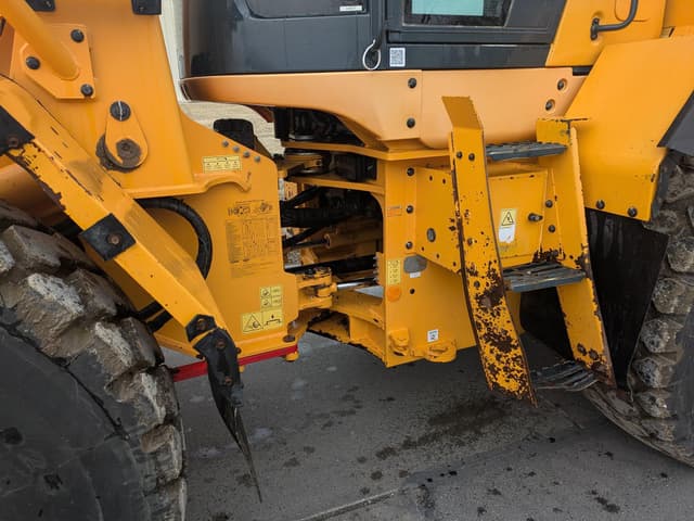 Image of Hyundai HL940XT equipment image 2