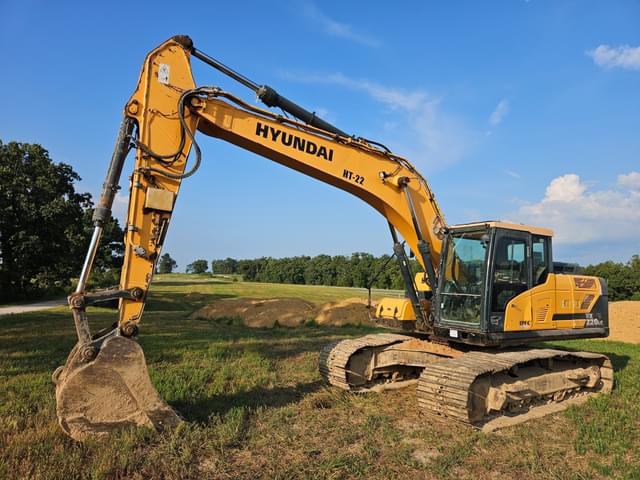 Image of Hyundai HX220LC equipment image 1