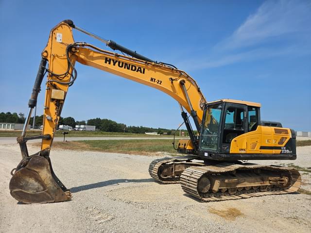 Image of Hyundai HX220LC equipment image 3