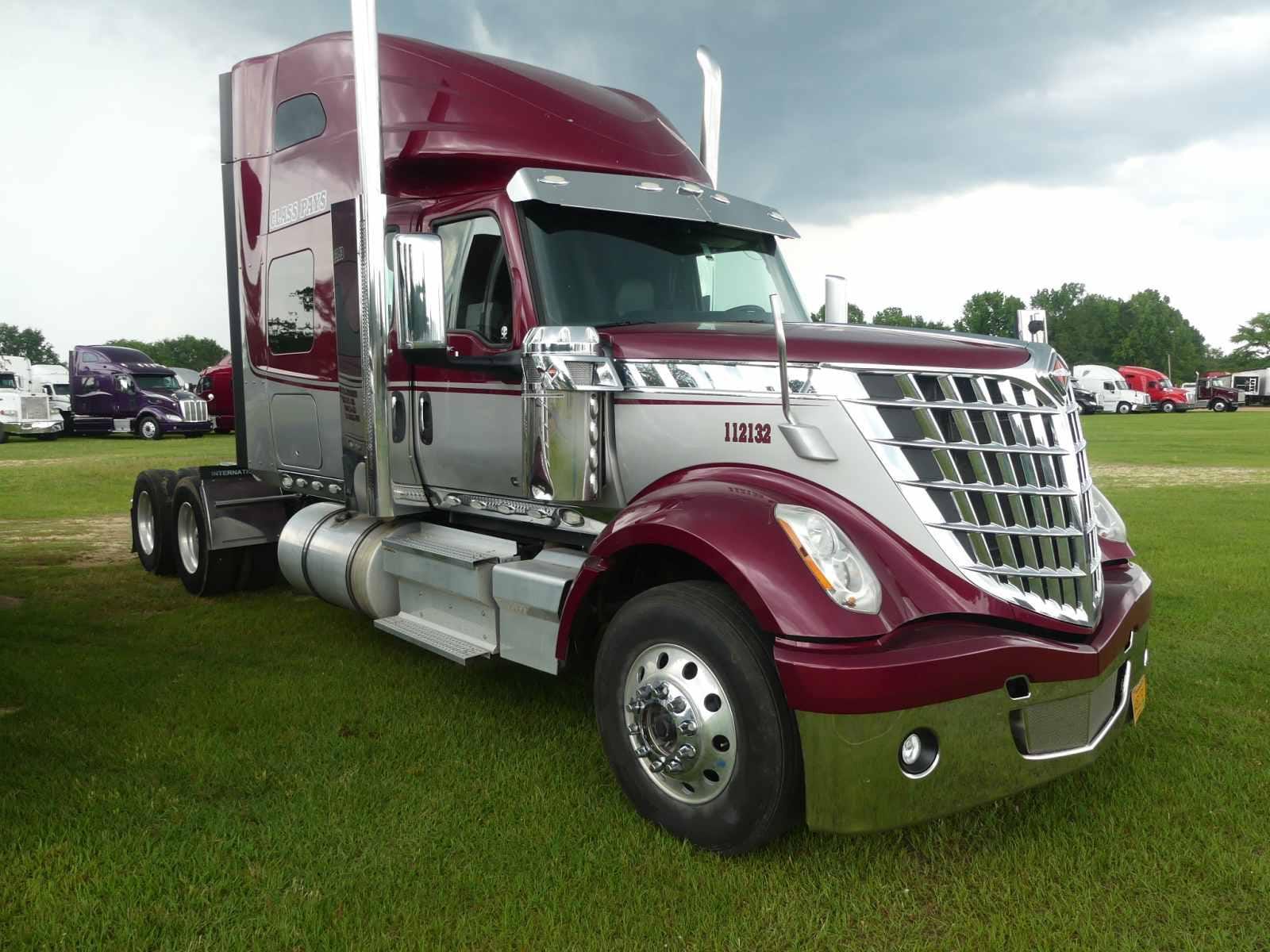 Main image International Lonestar