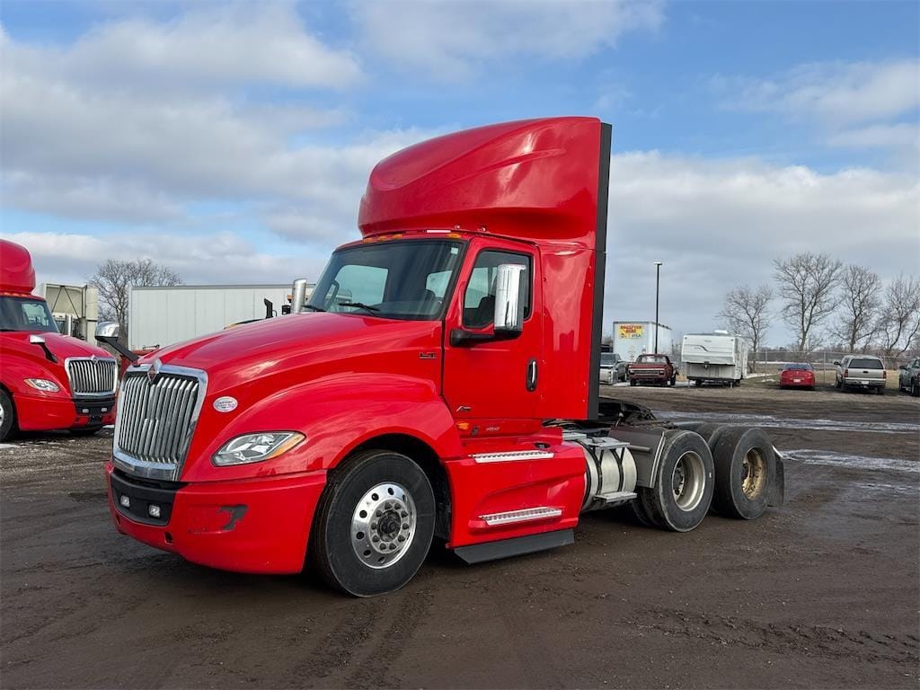 2020 International LT Equipment Image0
