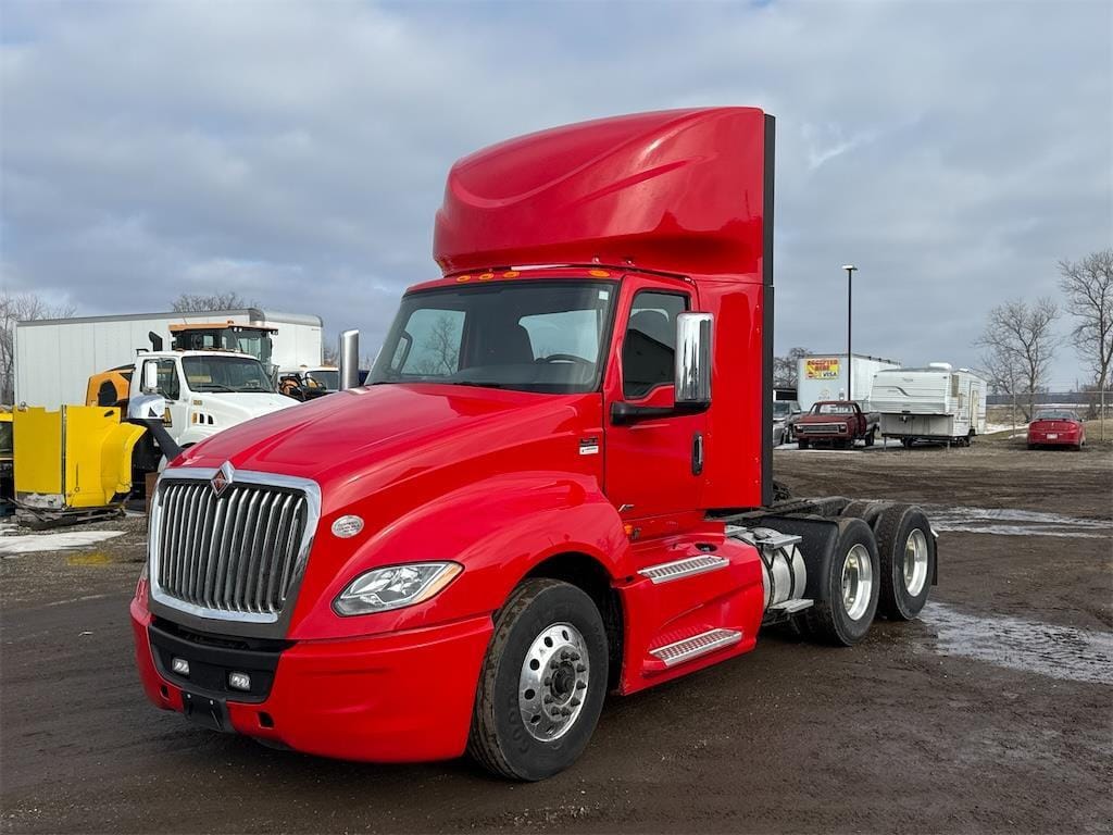 2020 International LT Equipment Image0