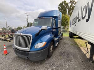 2020 International LT625 Image
