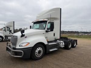 2020 International LT625 Image