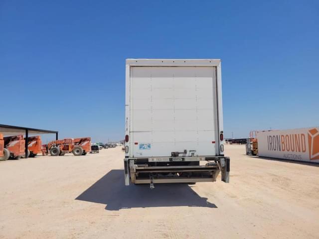 Image of International MV607 equipment image 3