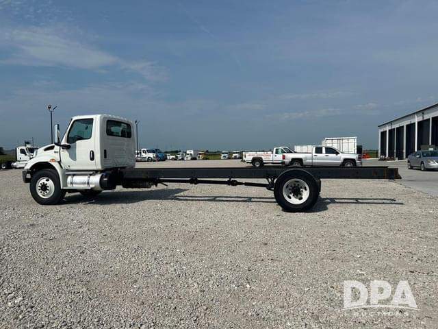 Image of International MV607 equipment image 2