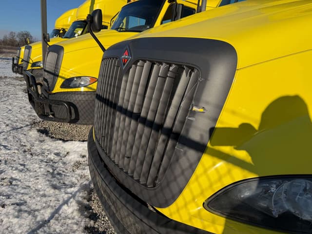 Image of International RH613 equipment image 2