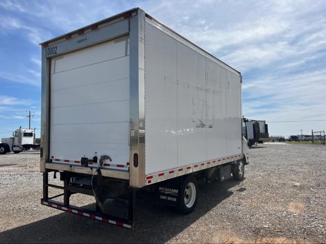 Image of Isuzu NRR equipment image 4