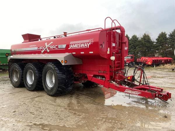 Image of Jamesway 7400 MaXtrac equipment image 2