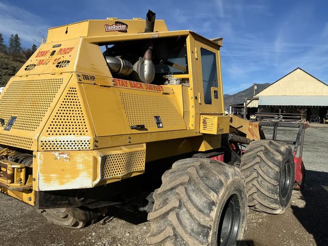 Image of Jarraff Linebacker equipment image 4