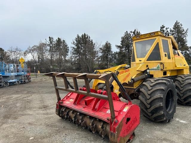 Image of Jarraff Linebacker equipment image 1