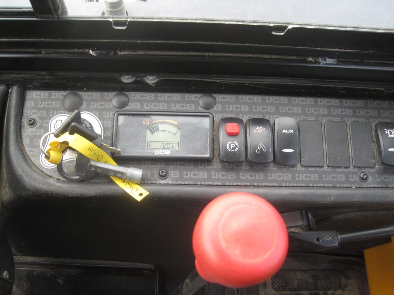 2020 JCB 1CXT Equipment Image0