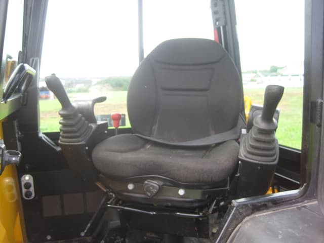 Image of JCB 1CXT equipment image 2