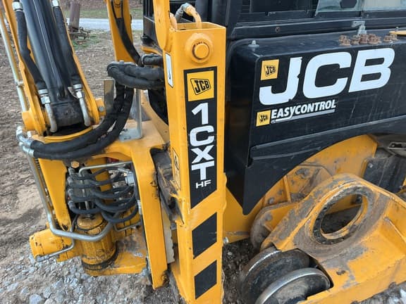 Image of JCB 1CXT equipment image 4
