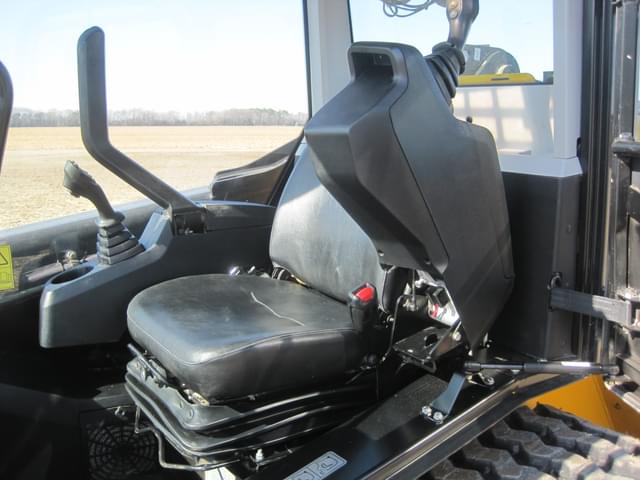 Image of JCB 270T equipment image 1