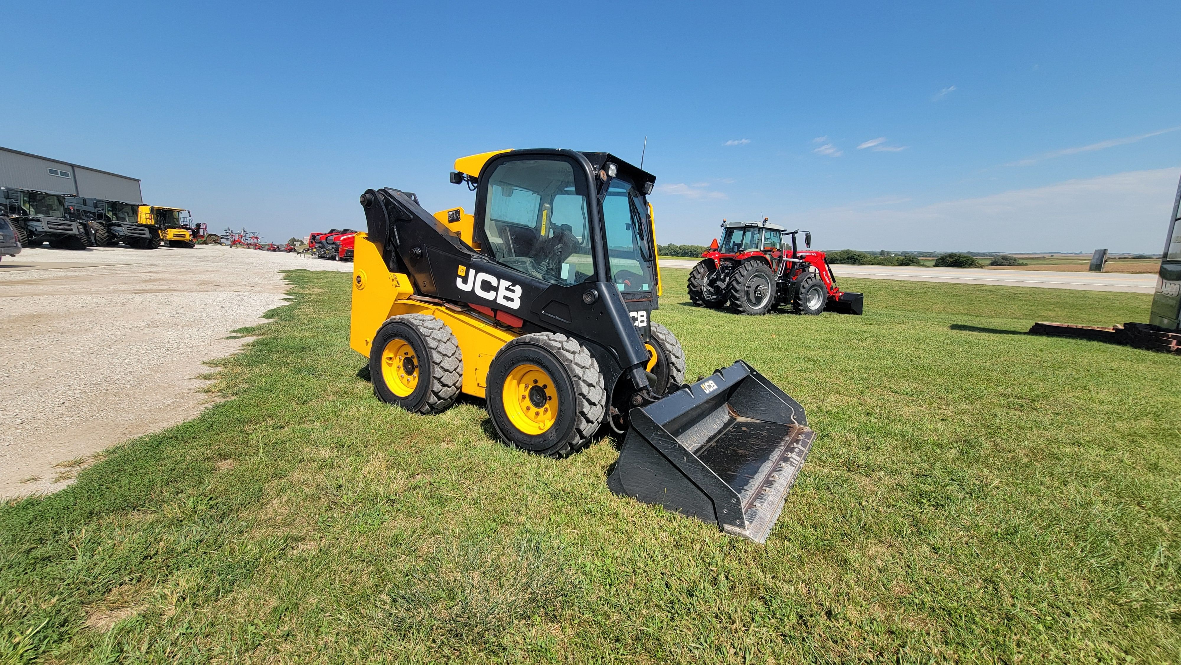 2020 JCB 270 Equipment Image0