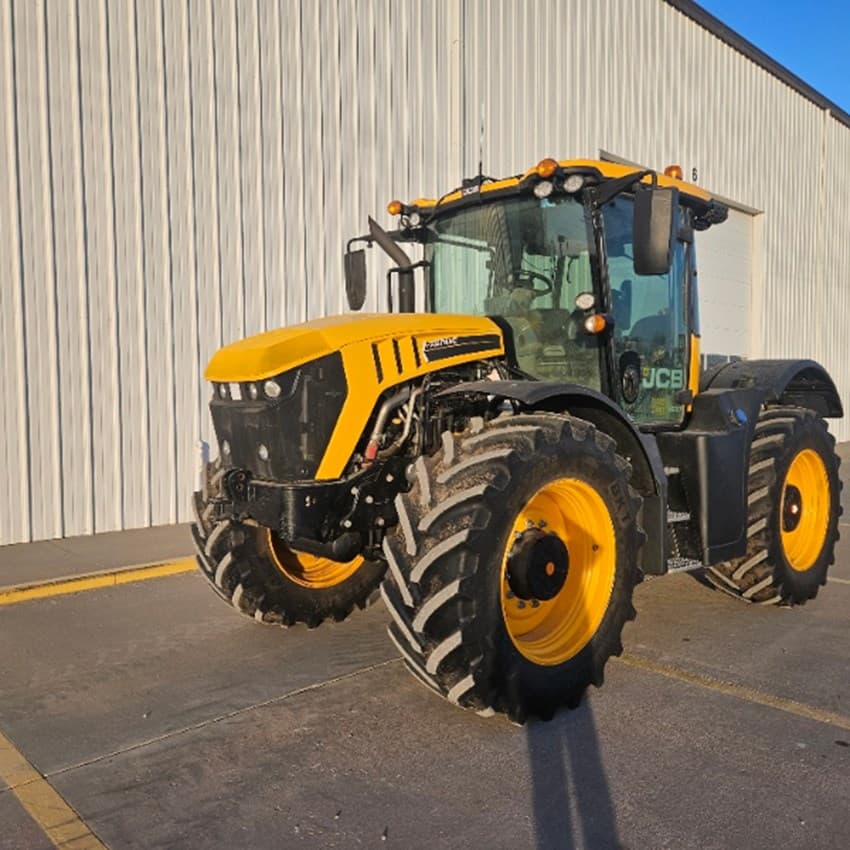 Image of JCB Fastrac 4220 Image 0