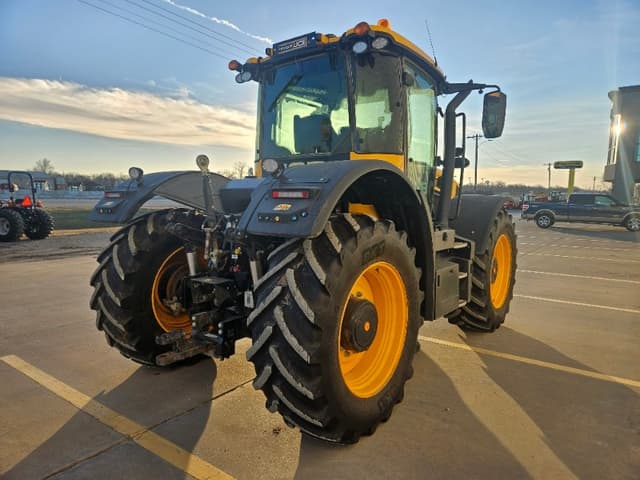Image of JCB Fastrac 4220 equipment image 3