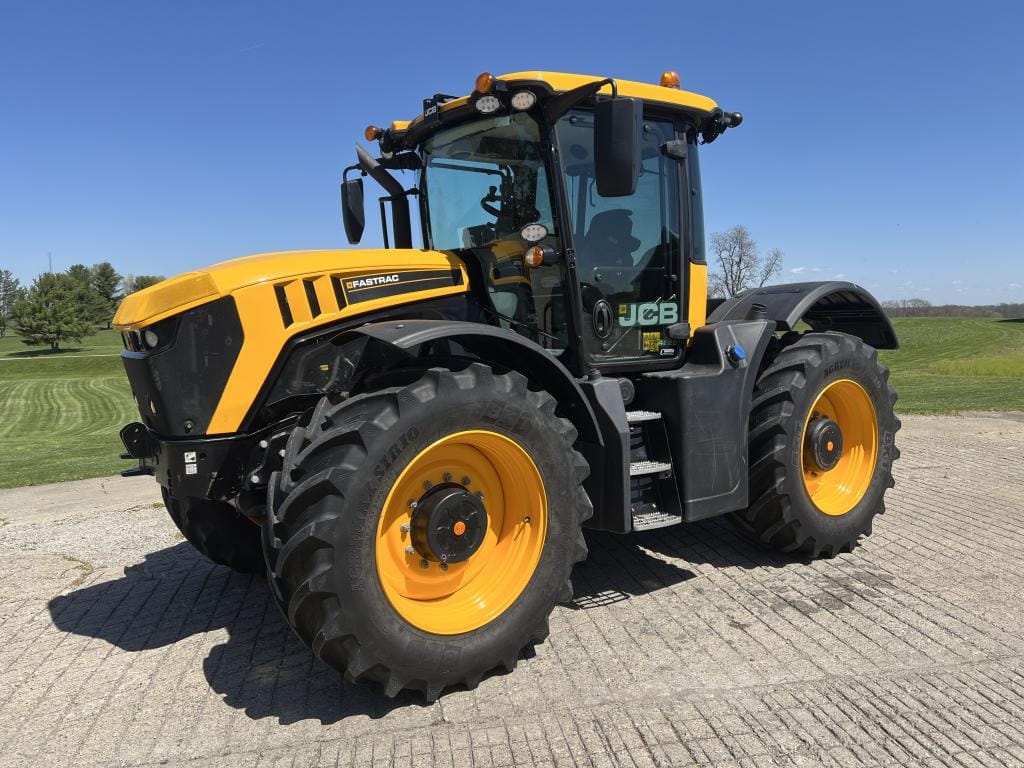 2020 JCB Fastrac 4220 Equipment Image0