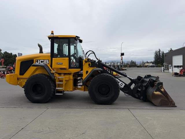 Image of JCB 437 Agri equipment image 4