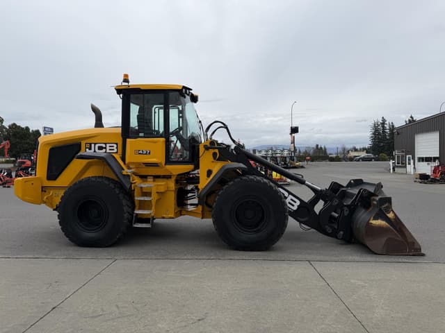 Image of JCB 437 Agri equipment image 4