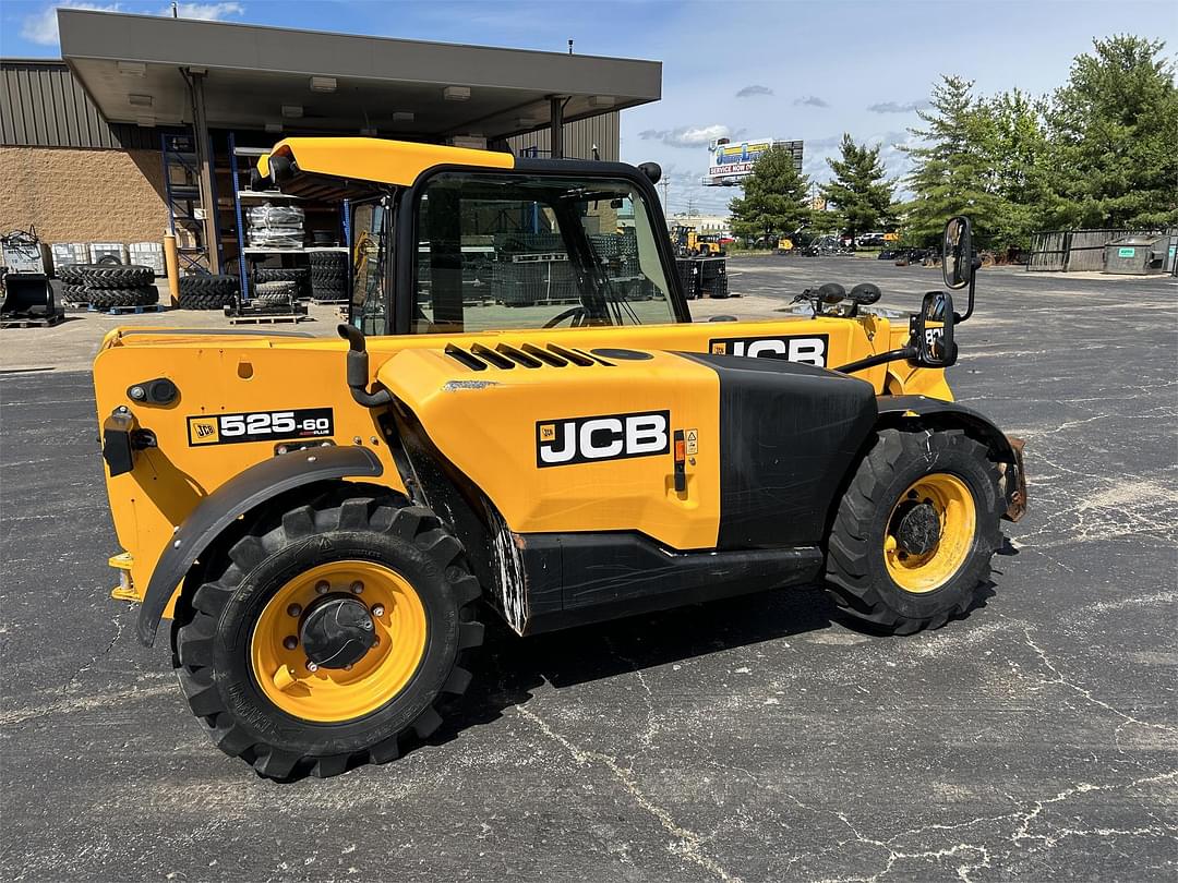 Image of JCB 525-60 Primary image