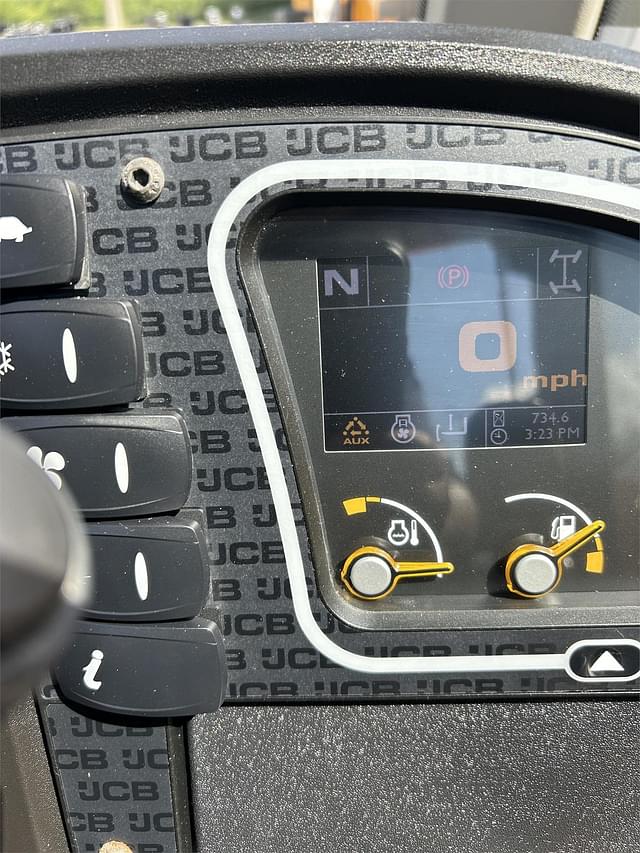 Image of JCB 525-60 equipment image 3