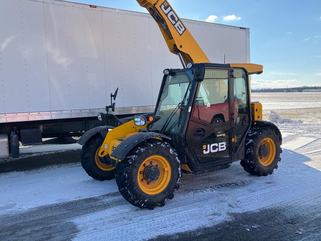 Image of JCB 525-60 Agri Plus Image 0