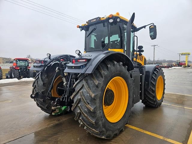 Image of JCB Fastrac 8330 equipment image 3