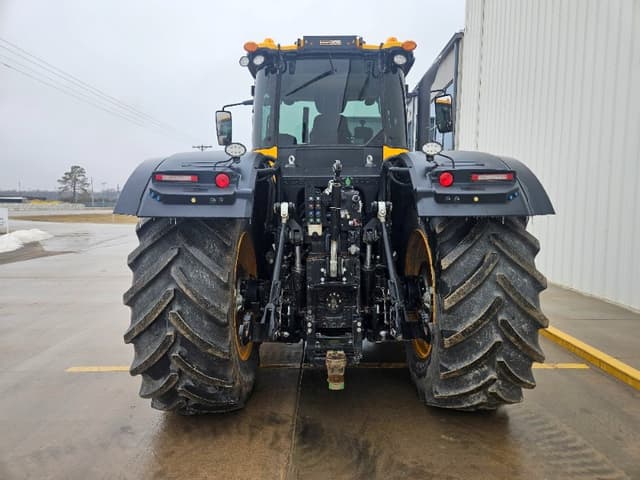 Image of JCB Fastrac 8330 equipment image 4