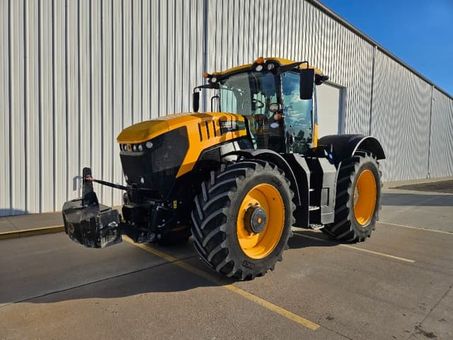 Image of JCB Fastrac 8330 equipment image 1