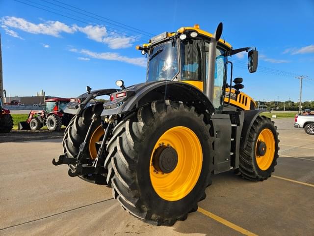 Image of JCB Fastrac 8330 equipment image 3