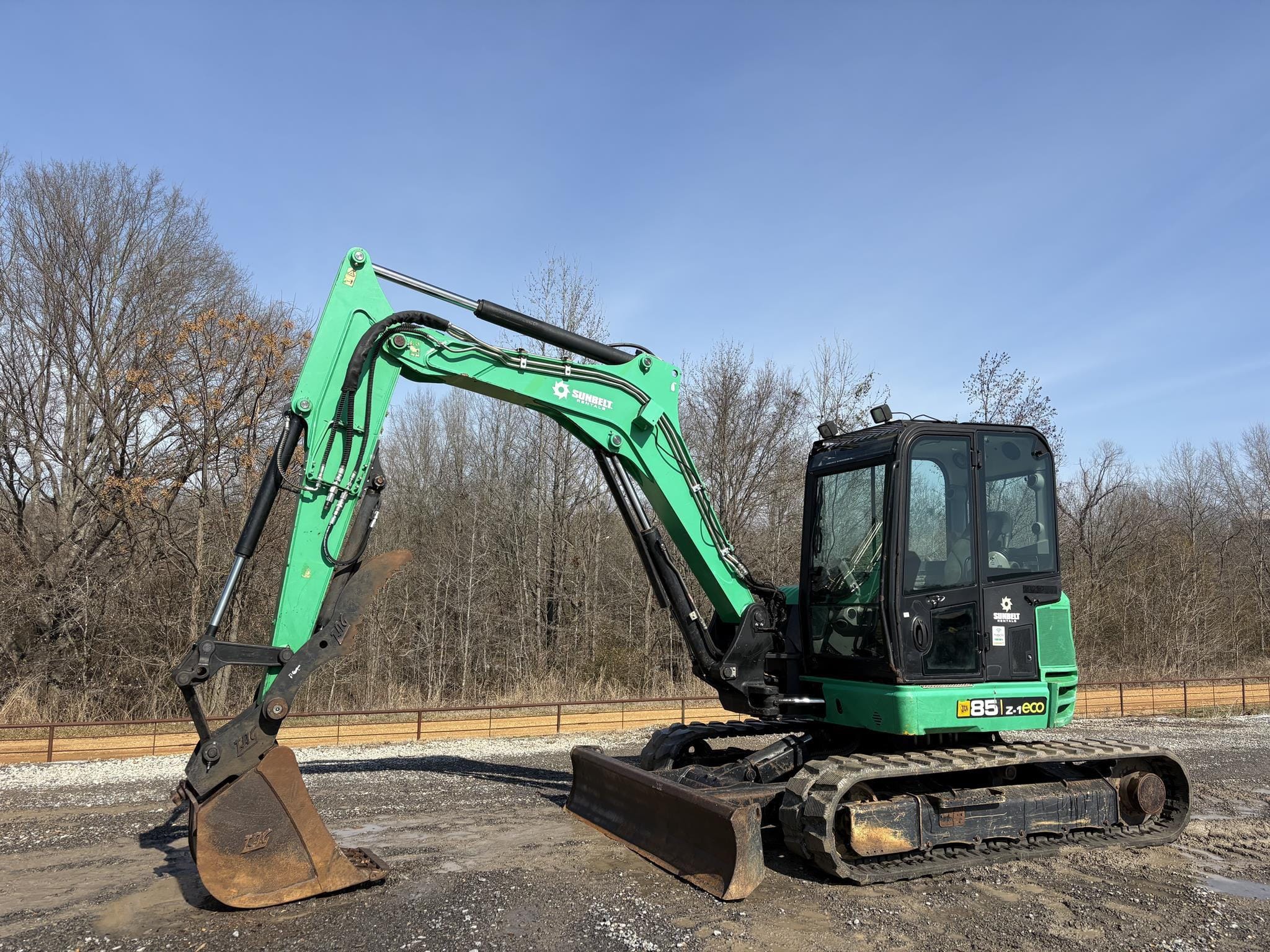 2020 JCB 85Z-1 Equipment Image0