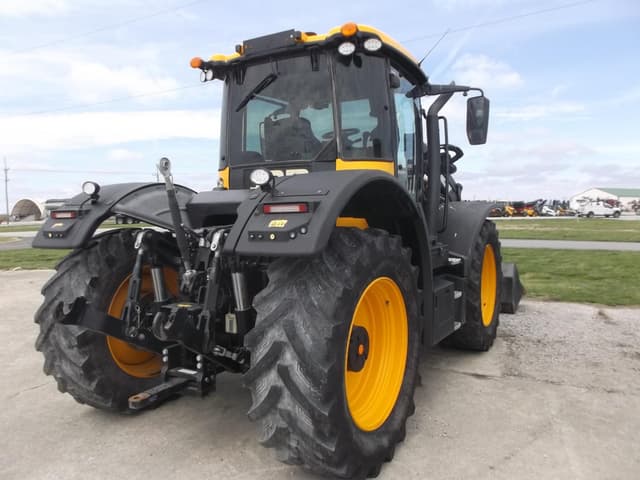 Image of JCB Fastrac 4220 equipment image 3