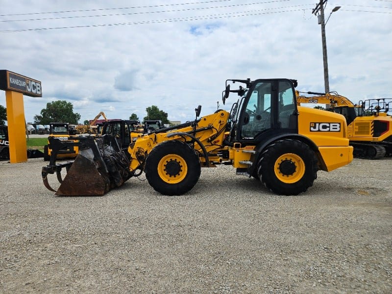 2020 JCB TM420 Equipment Image0