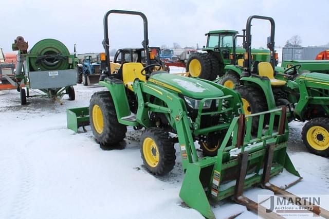 Image of John Deere 3025E equipment image 1