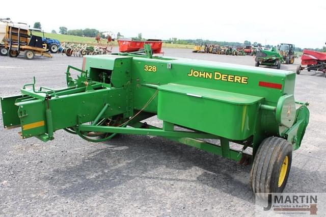 Image of John Deere 328 equipment image 3